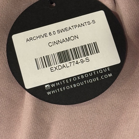 White Fox Archive 6.0 sweatshirt and sweatpants - Picture 4 of 4